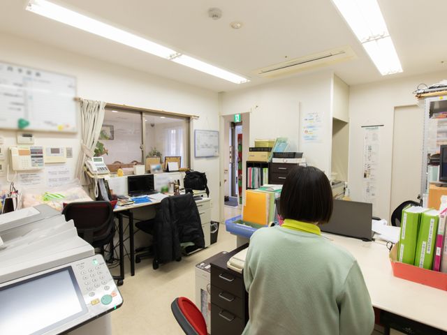 スタッフの作業スペース