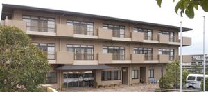 荘厳な外観の建物