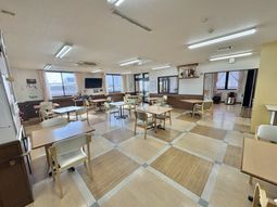 広々とした食堂