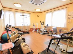 明るい機能訓練室