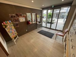 広々としたエントランス