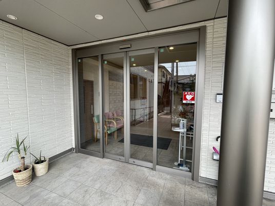 広々としたエントランス