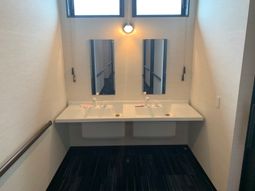 清潔な洗面台の空間