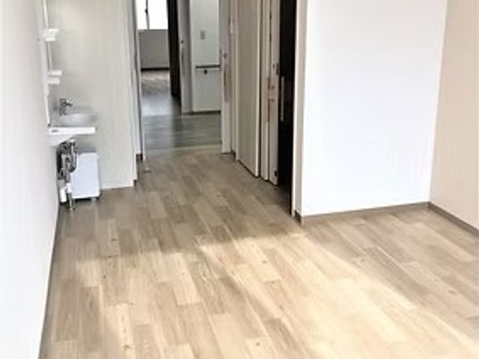 明るい廊下  