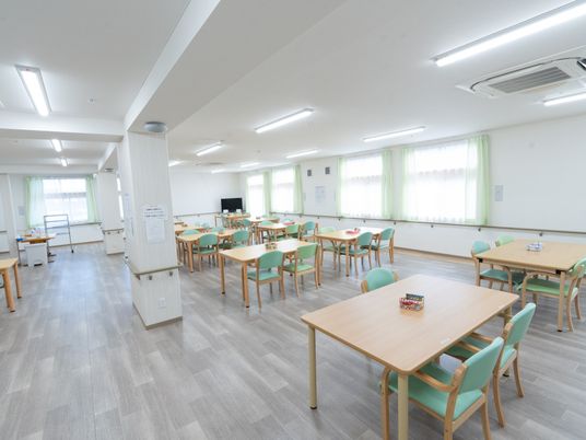 広々とした明るい空間