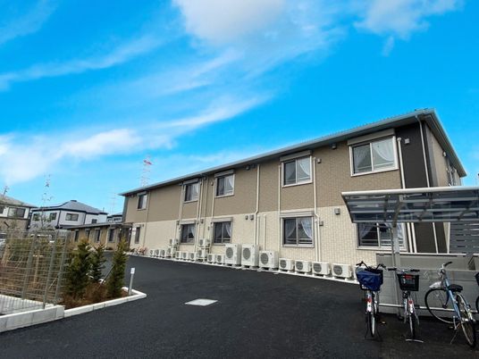 キレイな施設の外観