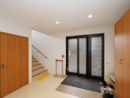 清潔なエントランス