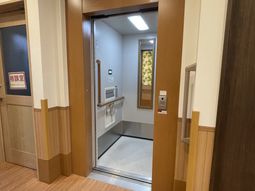 スッキリ整備エレベーター前