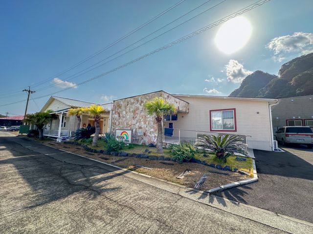 温かい雰囲気の居室 居室 快適で穏やかな環境のもと、充実したサポートを提供できる居室です。