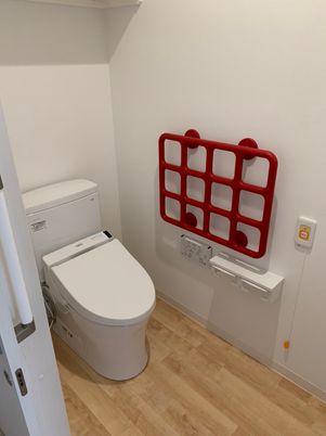 洗面台とトイレの設備