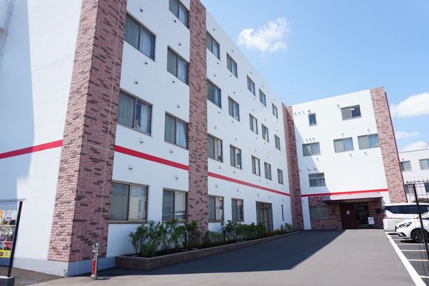 清潔感のある施設の外観