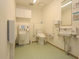 清潔なトイレ設備