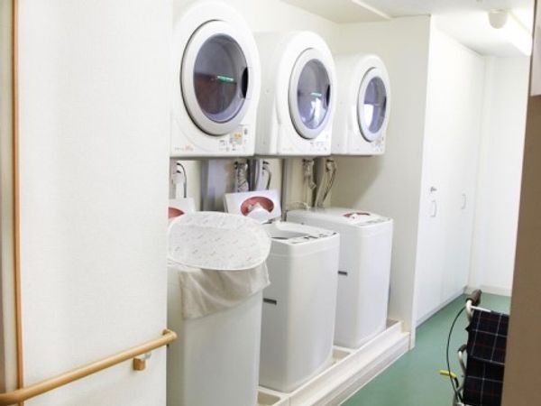 清潔な洗濯機スペース