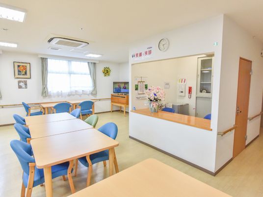 広々としたダイニングの様子