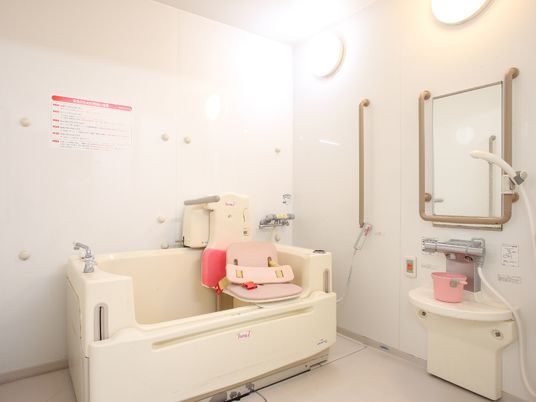 清潔な浴室の一角