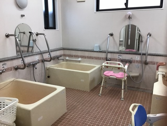 設備充実の浴室