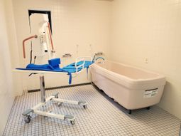 バリアフリー浴室設備