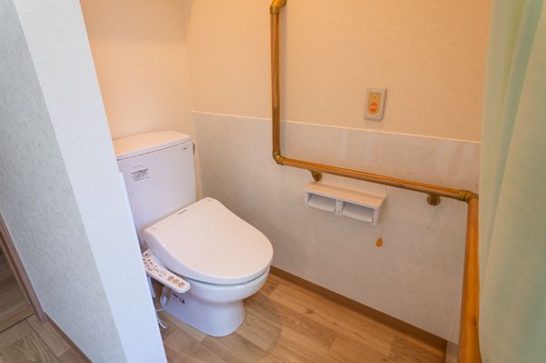 バリアフリーのトイレ設備