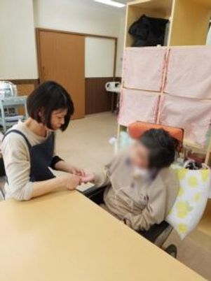 和やかな会話の様子