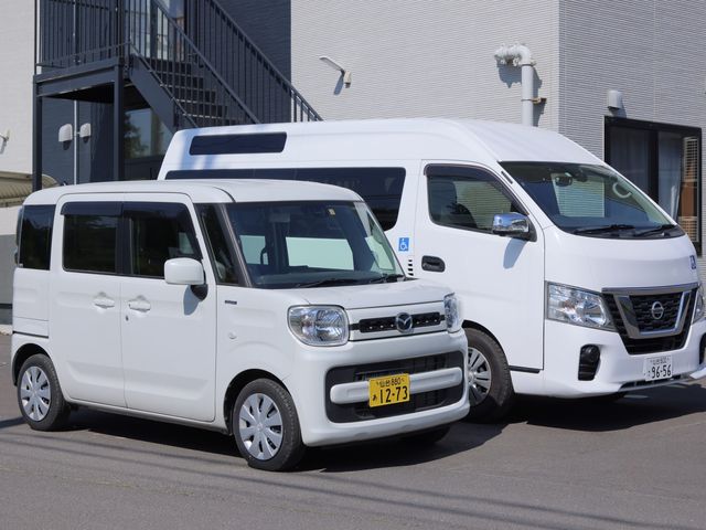 送迎車