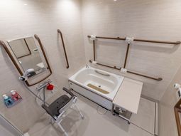 バリアフリー浴室設備