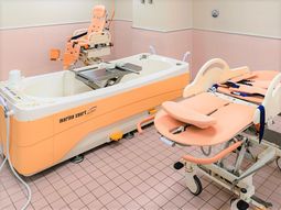 特別浴槽と移動ベッド