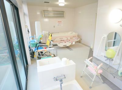 清潔な浴室設備