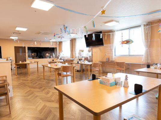 広々としたダイニングエリア