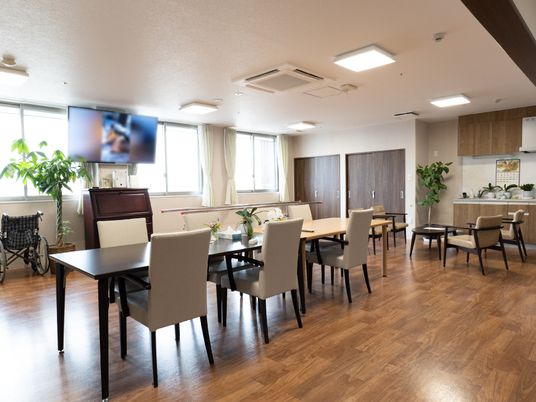 明るいダイニングルーム