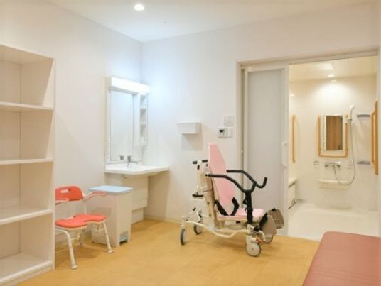 バリアフリーな浴室