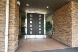 エントランス正面の構図