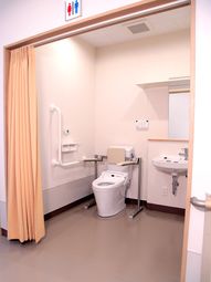 バリアフリートイレ