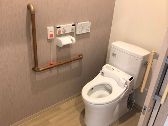 バリアフリートイレ