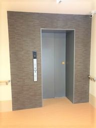 エレベーターの前の空間