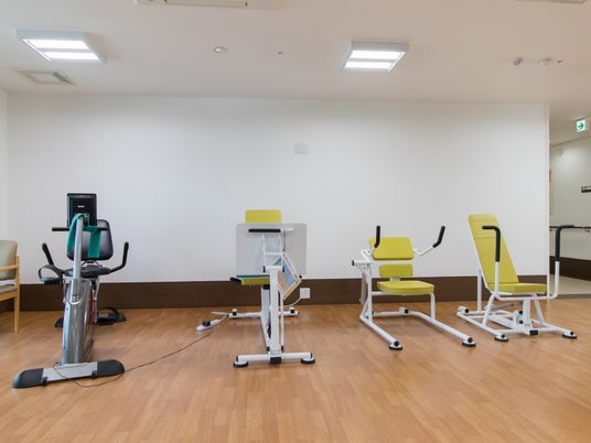 清潔な機能訓練室