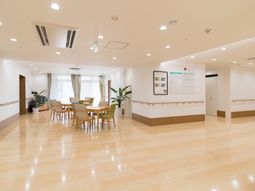 明るい空間のダイニングエリア