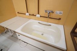 安全な造りの浴室