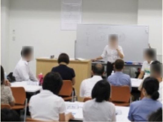 多目的室での研修風景