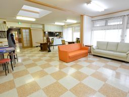 広々とした共用スペース