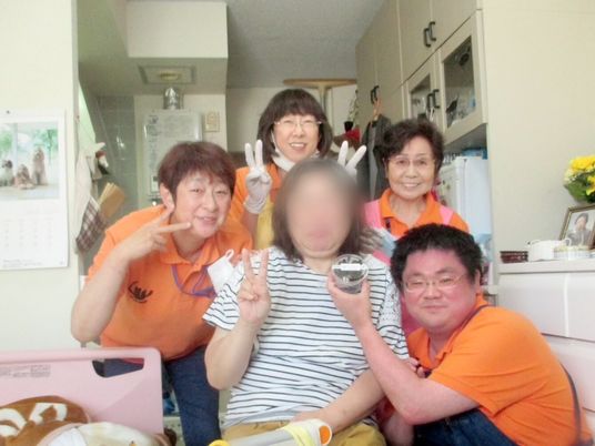 スタッフ集合写真