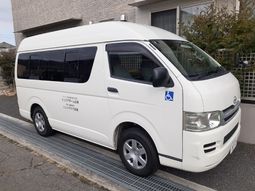 バリアフリー対応のハイエース