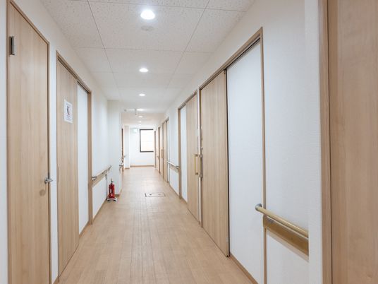 清潔な廊下の風景