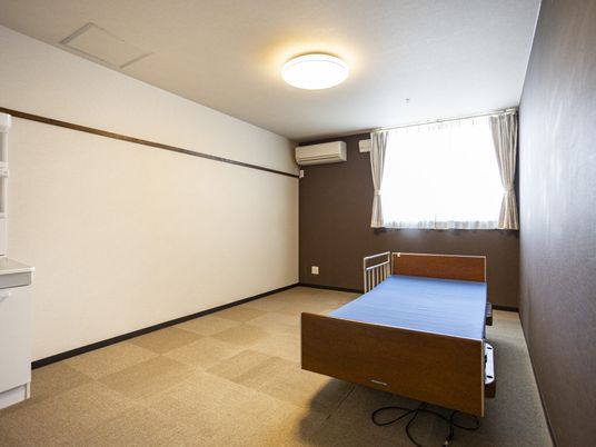 窓付き明るい居室