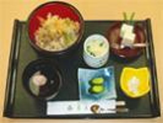 栄養バランスの取れた食事