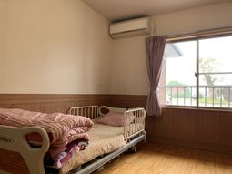 明るい部屋の居室