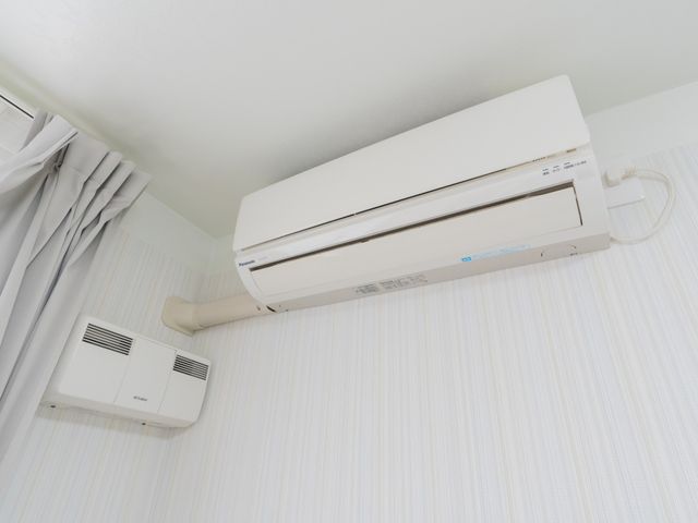 エアコンの設備 エアコン 部屋の温度を快適に保つためのエアコンが備えられています。快適な環境での勤務が期待できます。