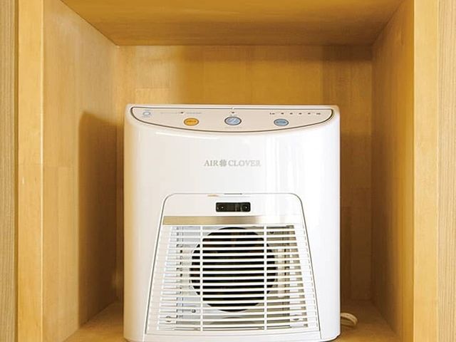 清潔な空気を保つ装置 オゾン発生器 常に清潔な空気を保つための装置が設置されております。快適な環境作りに努めています。