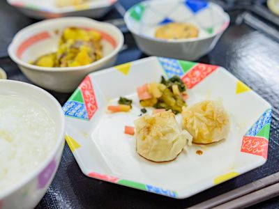 和風の食事セットアップ