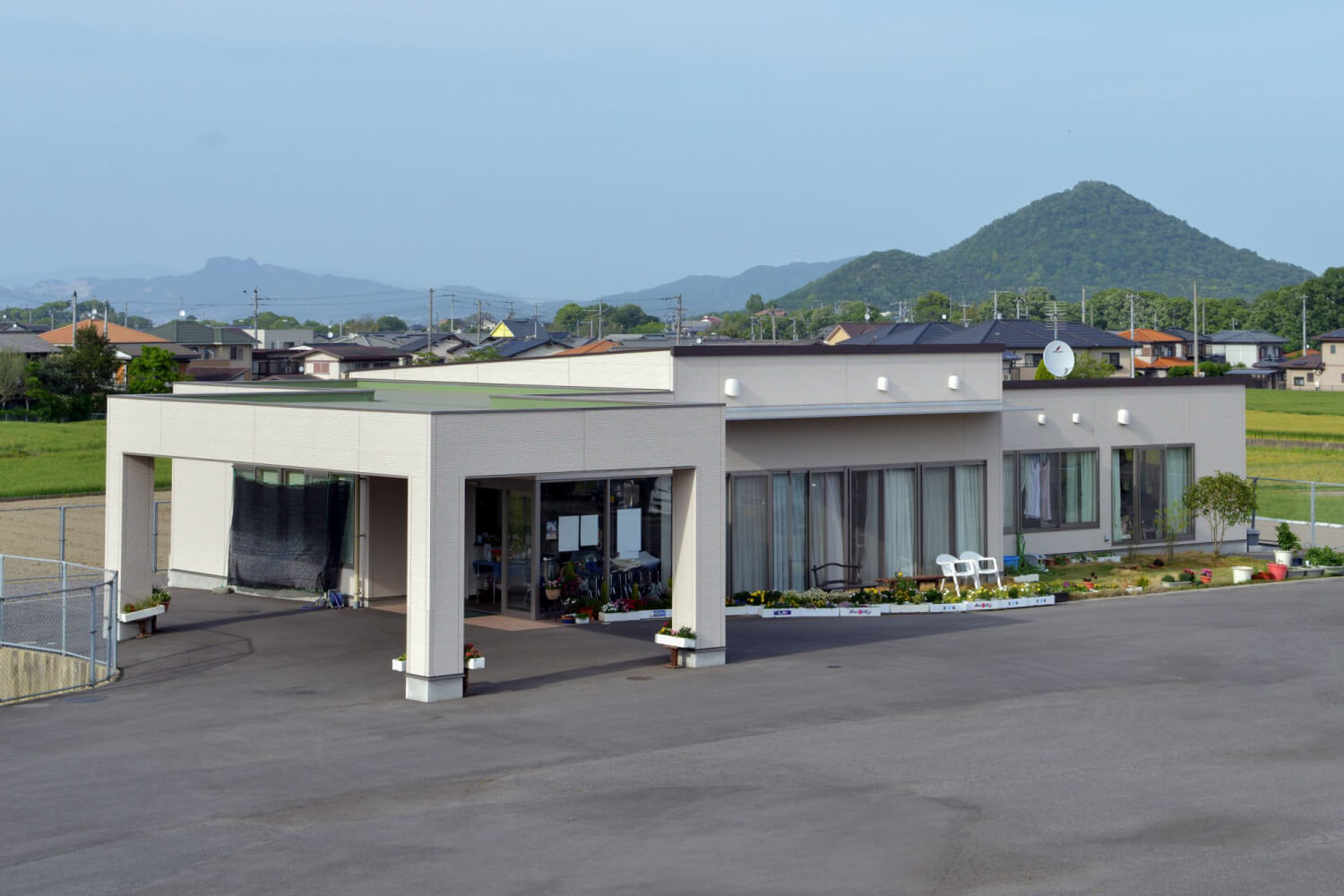 さんさん浅野 デイサービスセンターの外観