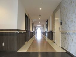 洗練された廊下の風景